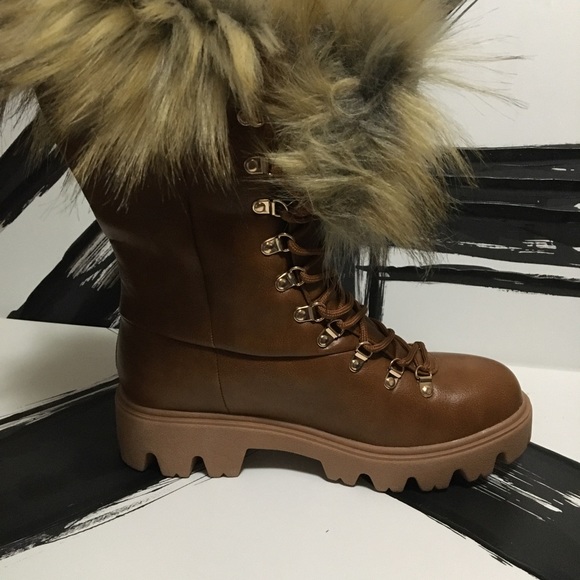 Boots - Picture 3 of 3